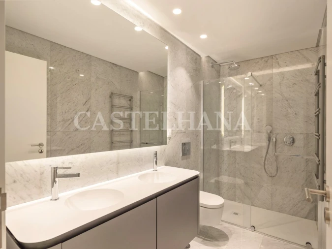 Apartamento T4 para Venda em Cascais e Estoril Foto 18