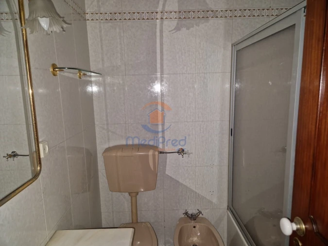 Apartamento T2 para Venda em Pontinha e Famões Foto 19