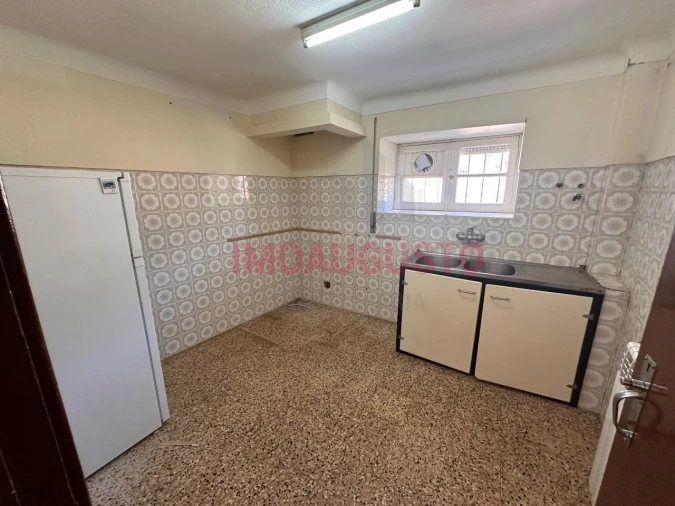 Moradia T4 para Venda em Manteigas (São Pedro) Foto 5