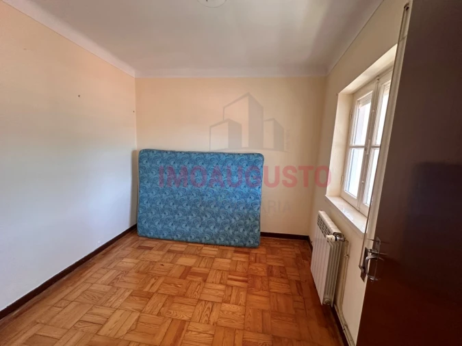 Moradia T4 para Venda em Manteigas (São Pedro) Foto 14