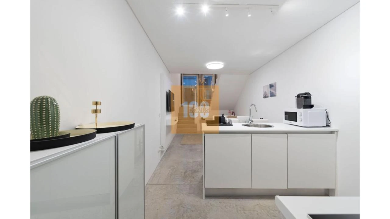 Apartamento T1 para Venda em Cedofeita, Santo Ildefonso, Sé, Miragaia, São Nicolau e Vitória Foto 15