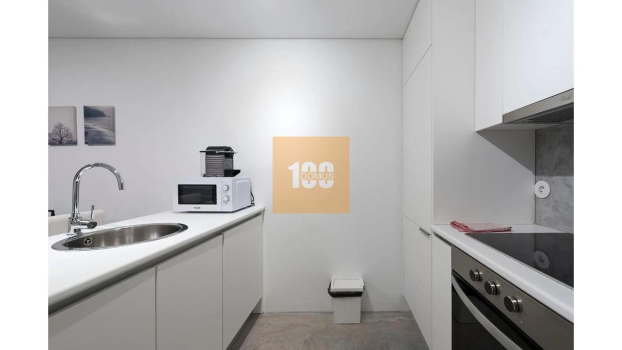 Apartamento T1 para Venda em Cedofeita, Santo Ildefonso, Sé, Miragaia, São Nicolau e Vitória Foto 16