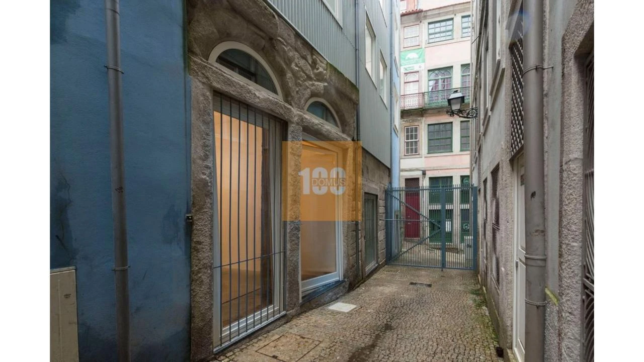 Apartamento T1 para Venda em Cedofeita, Santo Ildefonso, Sé, Miragaia, São Nicolau e Vitória Foto 32