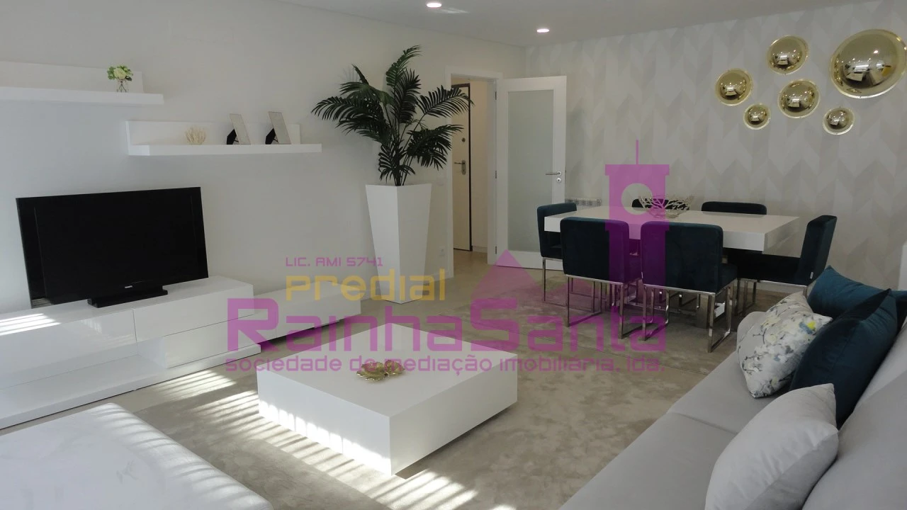 Apartamento T4 para Venda em Buarcos Foto 1