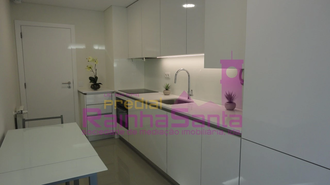 Apartamento T4 para Venda em Buarcos Foto 21