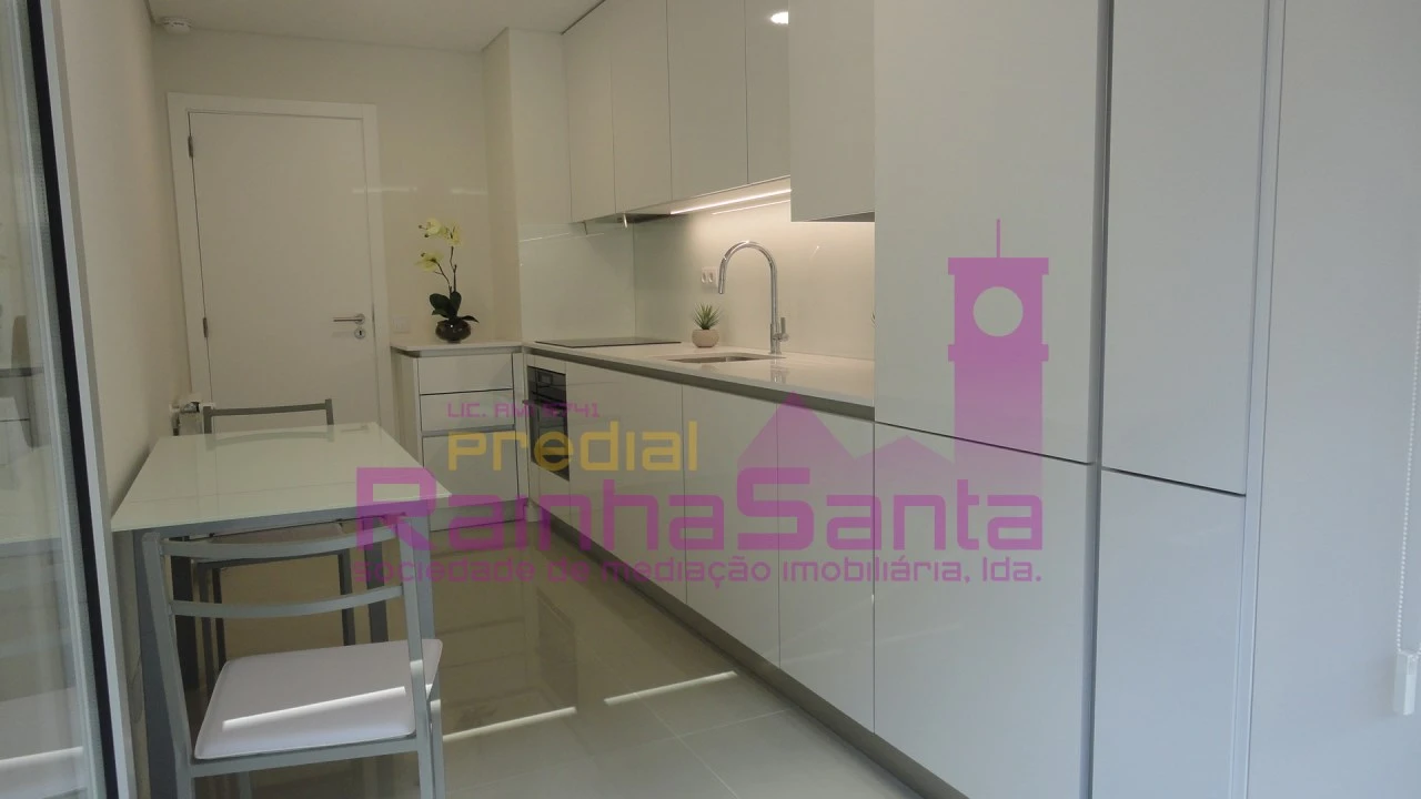 Apartamento T4 para Venda em Buarcos Foto 23