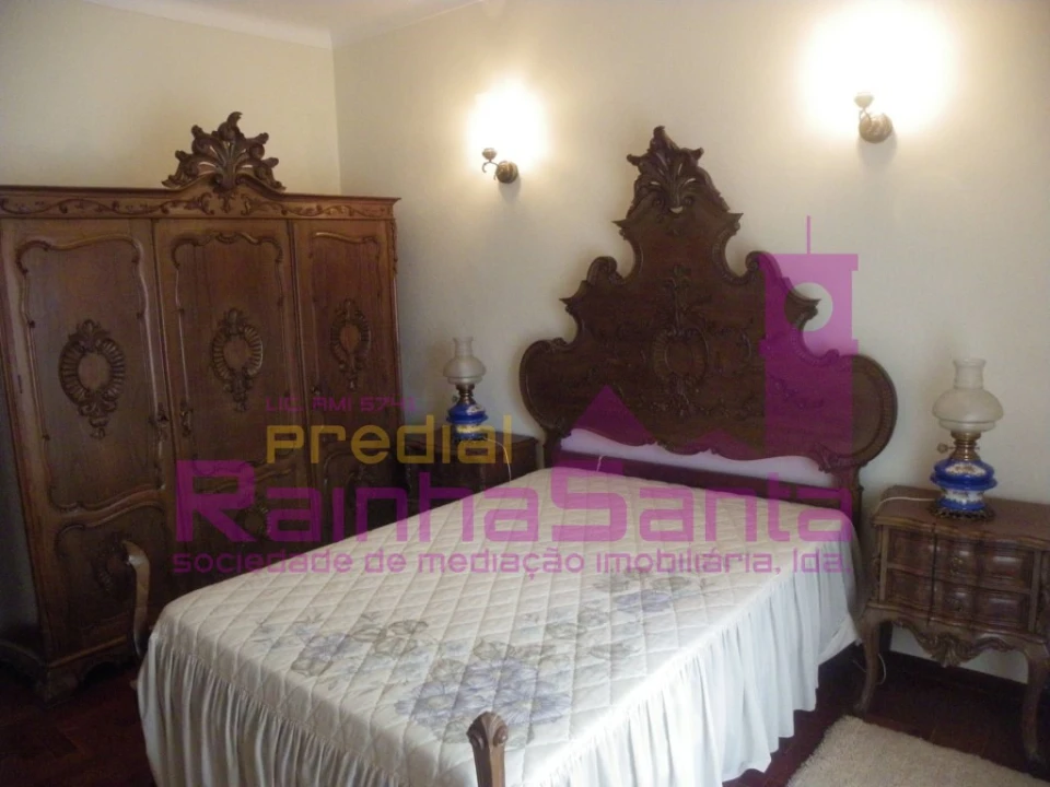 Moradia T3 para Venda em Almalagues Foto 9