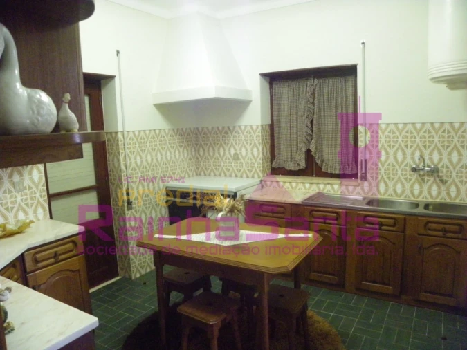 Moradia T3 para Venda em Almalagues Foto 6