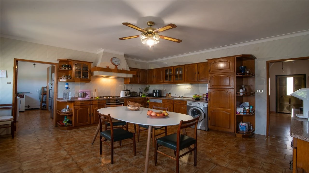 Quinta T4 para Venda em Vila Nova da Baronia Foto 4