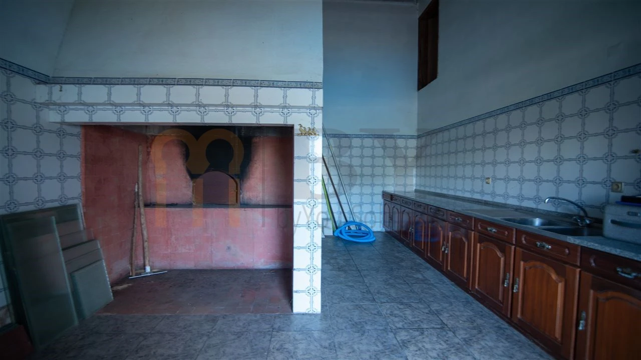 Quinta T4 para Venda em Vila Nova da Baronia Foto 23