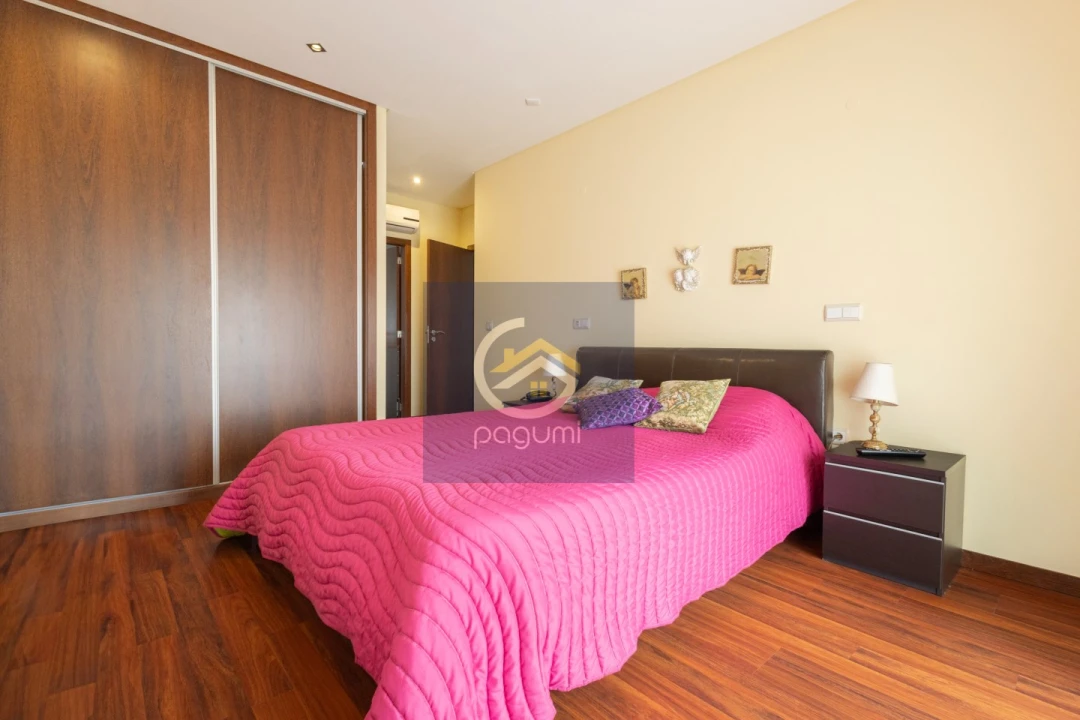 Moradia T3 para Venda em Constance Foto 9