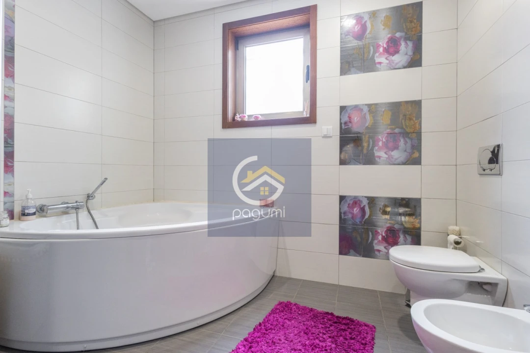 Moradia T3 para Venda em Constance Foto 19