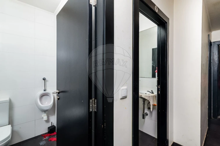 Loja para Venda em Águas Livres Foto 18