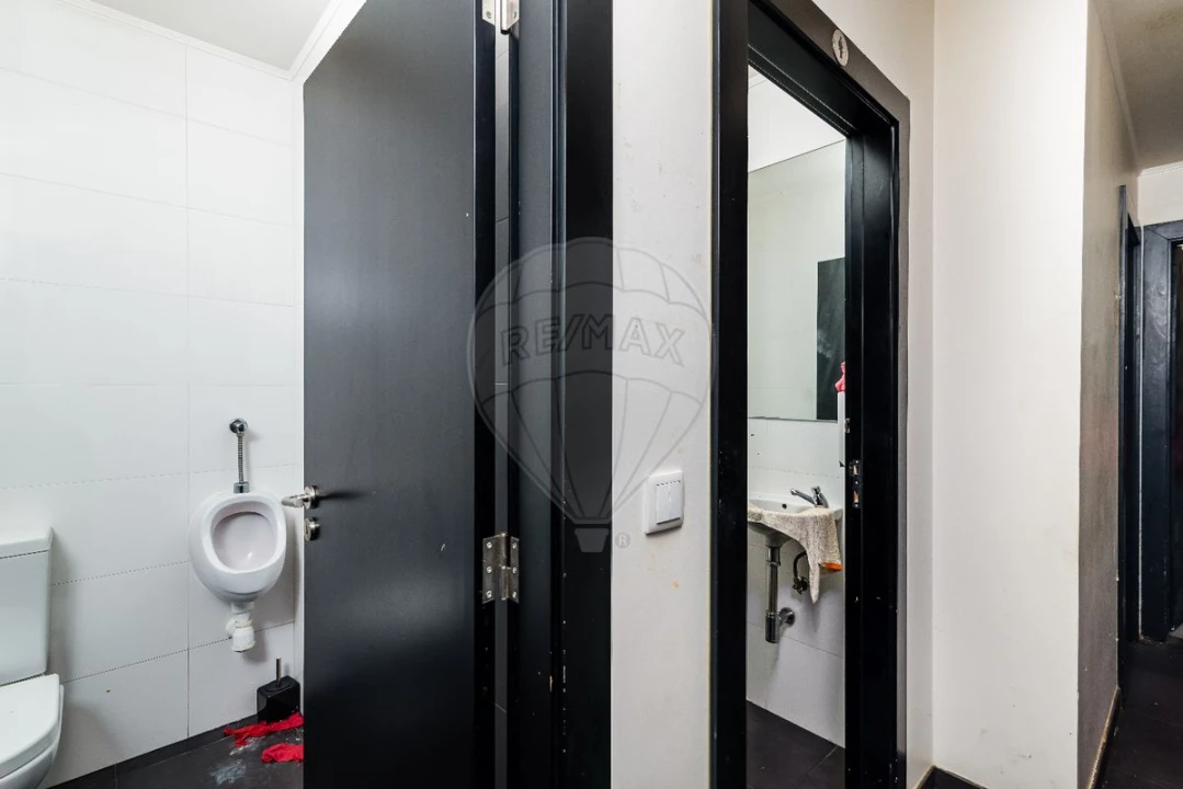 Loja para Venda em Águas Livres Foto 18