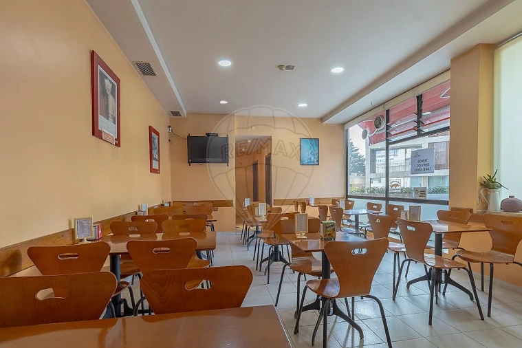 Negócio para Venda em Mafamude e Vilar do Paraíso