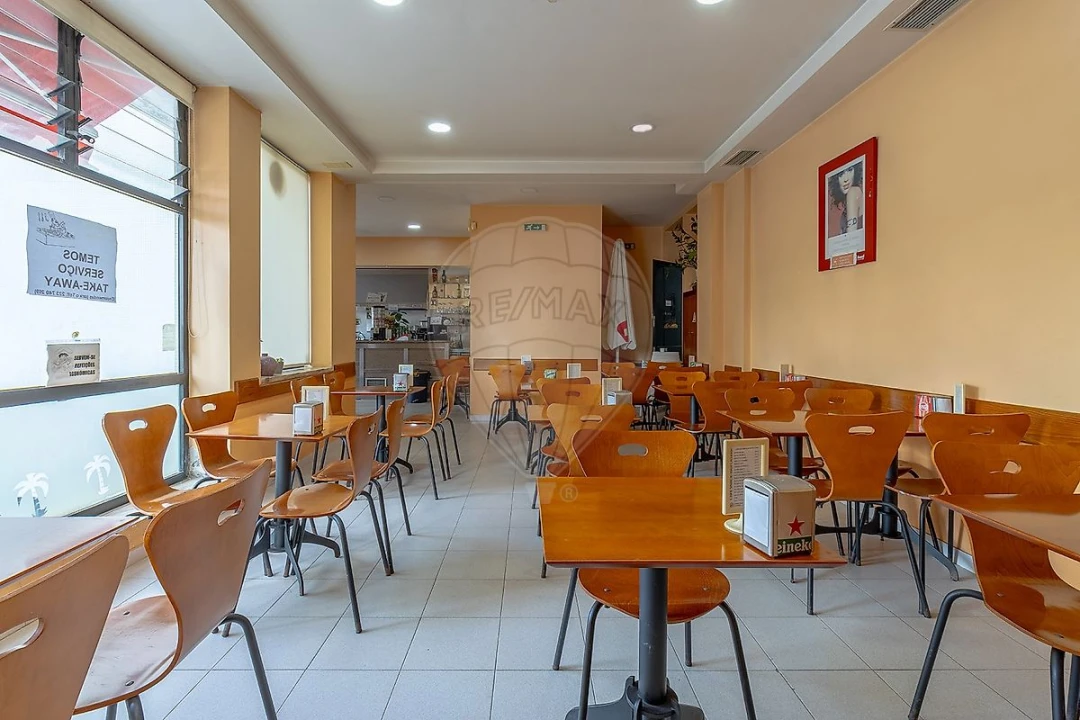 Negócio para Venda em Mafamude e Vilar do Paraíso Foto 4