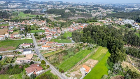 Terreno para Venda em Pedroso e Seixezelo