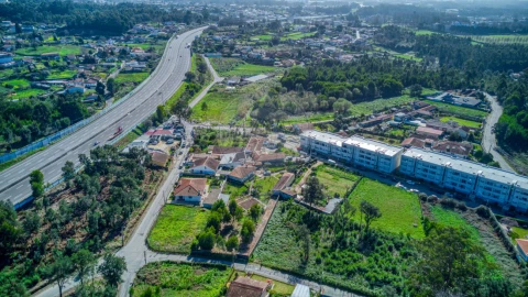 Terreno para Venda em Grijó e Sermonde