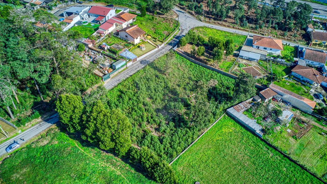Terreno para Venda em Grijó e Sermonde Foto 1