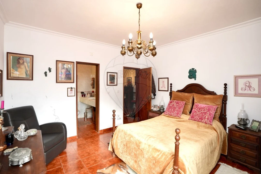 Quinta T4 para Venda em Castanheira do Ribatejo e Cachoeiras Foto 19