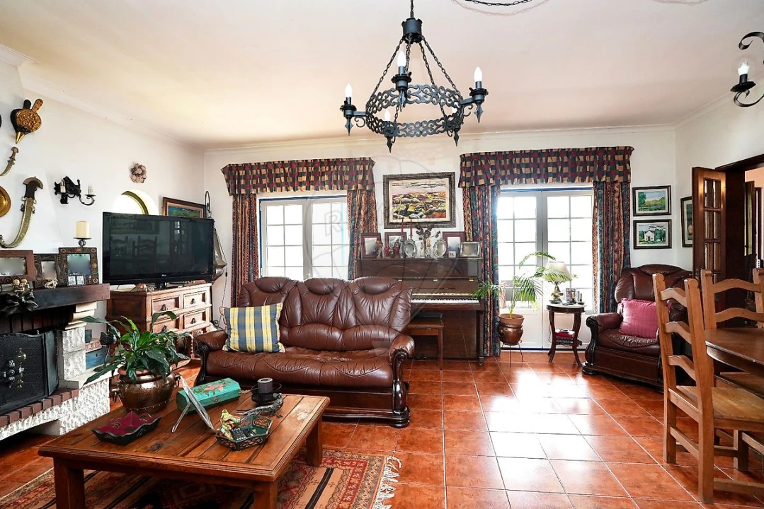 Quinta T4 para Venda em Castanheira do Ribatejo e Cachoeiras Foto 9