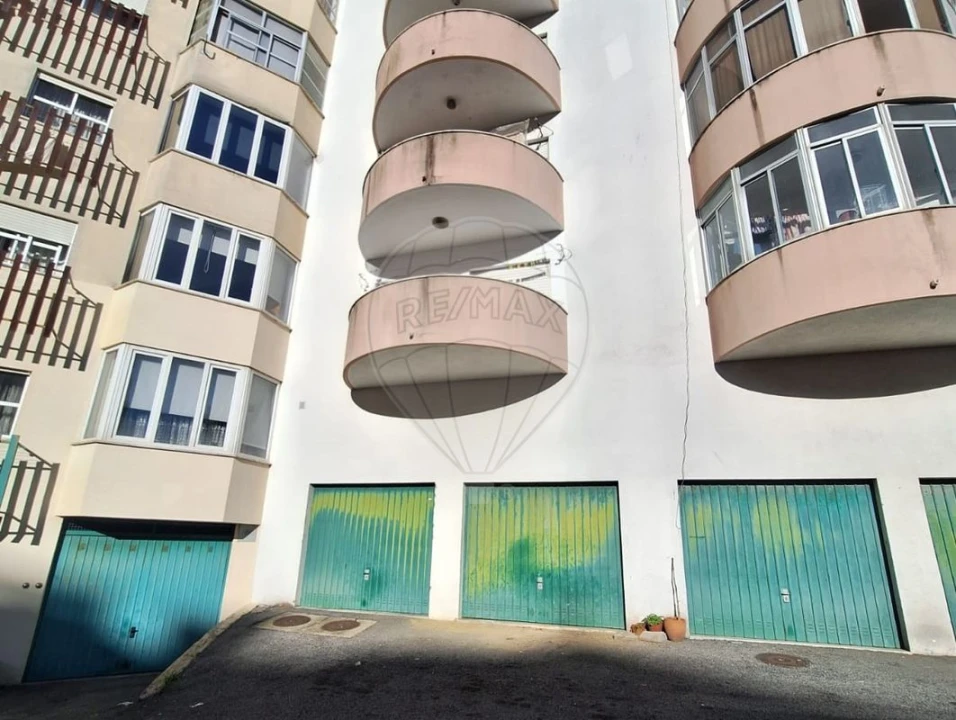 Garagem para Venda em Algueirão-Mem Martins Foto 3