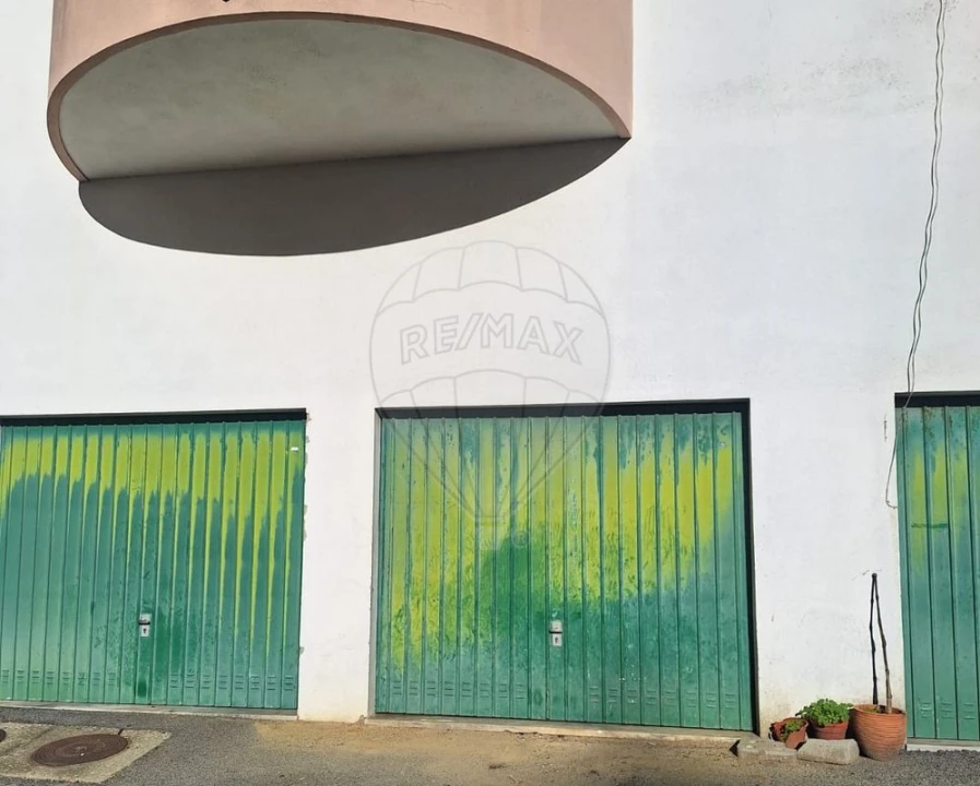 Garagem para Venda em Algueirão-Mem Martins Foto 2