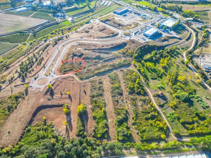 Terreno para Venda em Evora de Alcobaça Foto 4