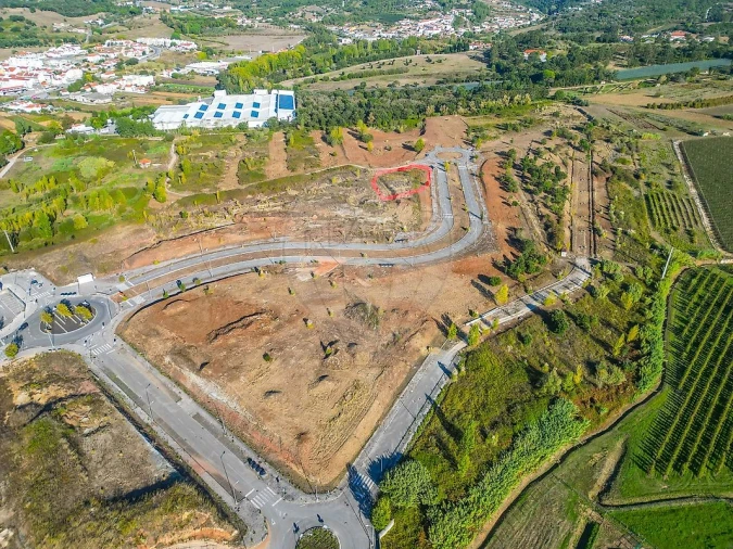 Terreno para Venda em Evora de Alcobaça Foto 8