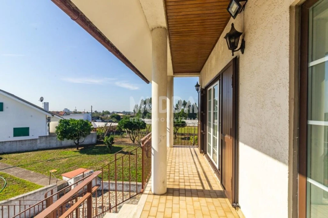 Moradia T5 para Venda em Ovar, São João, Arada e São Vicente de Pereira Jusã Foto 5