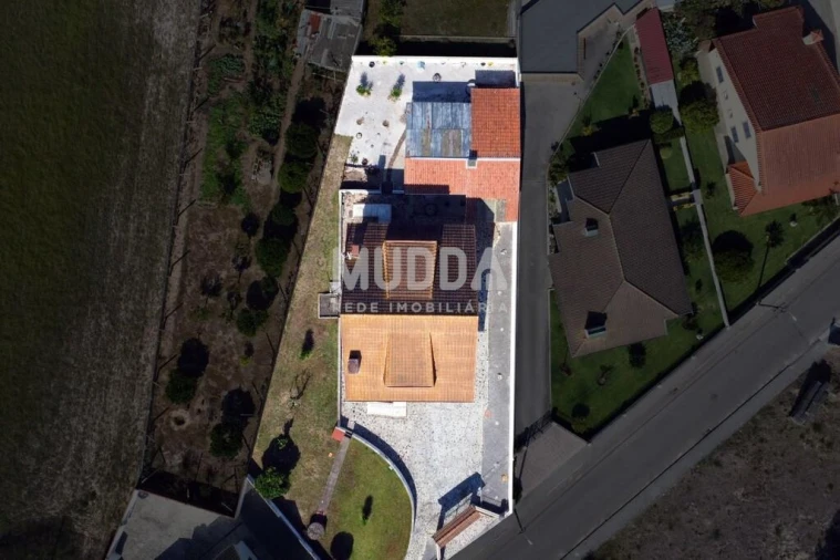 Moradia T5 para Venda em Ovar, São João, Arada e São Vicente de Pereira Jusã Foto 3