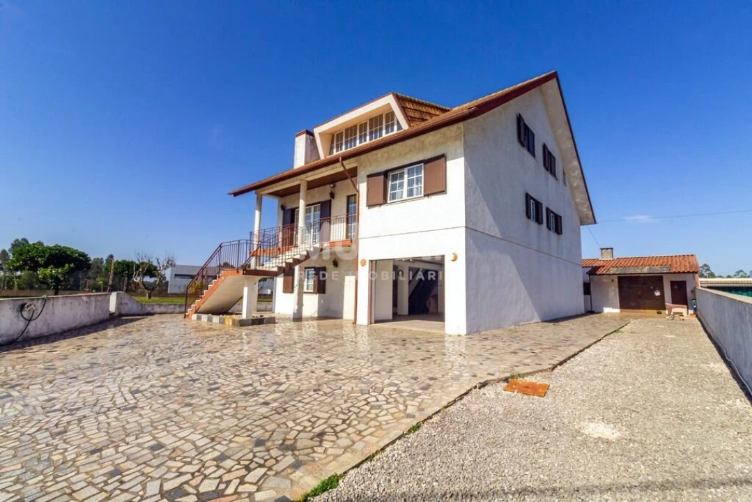 Moradia T5 para Venda em Ovar, São João, Arada e São Vicente de Pereira Jusã Foto 14