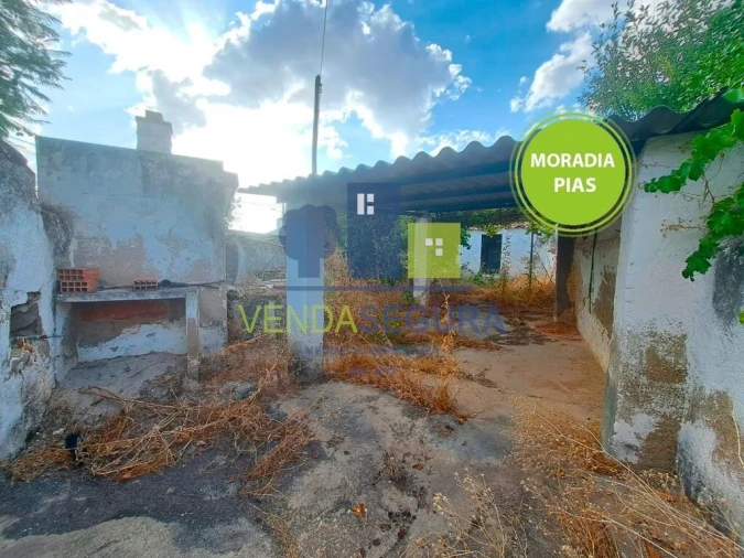 Moradia T2 para Venda em Pias Foto 1