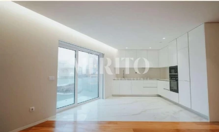 Apartamento T4 para Venda em Póvoa de Varzim, Beiriz e Argivai