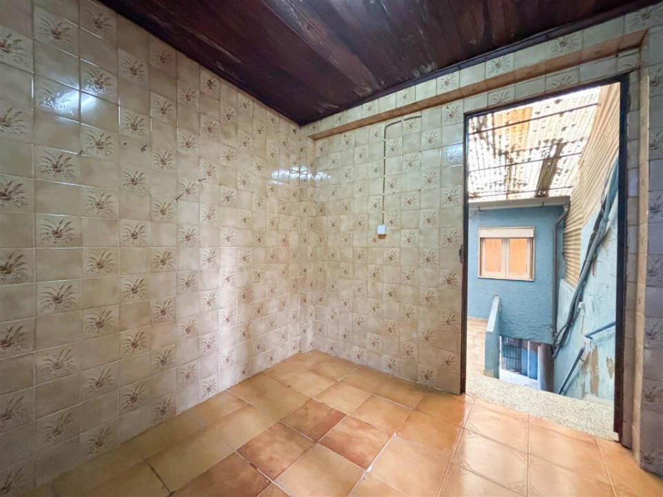 Moradia T1 para Venda em Ceira Foto 8