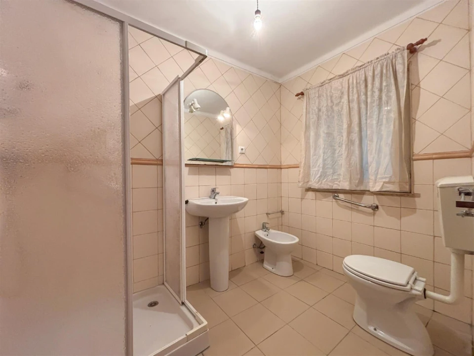 Moradia T1 para Venda em Ceira Foto 7