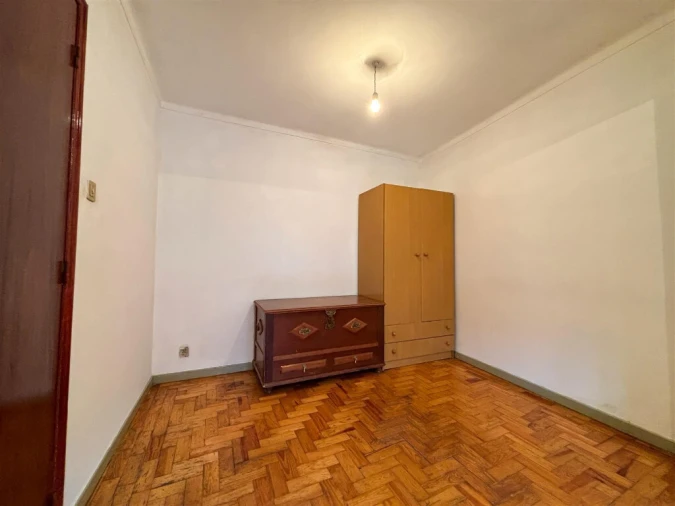 Moradia T1 para Venda em Ceira Foto 5