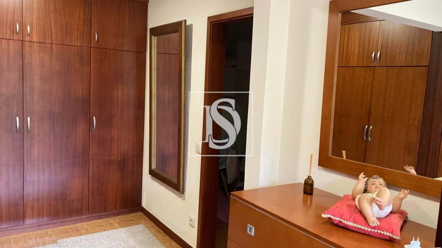 Moradia T4 para Venda em Macieira Foto 6