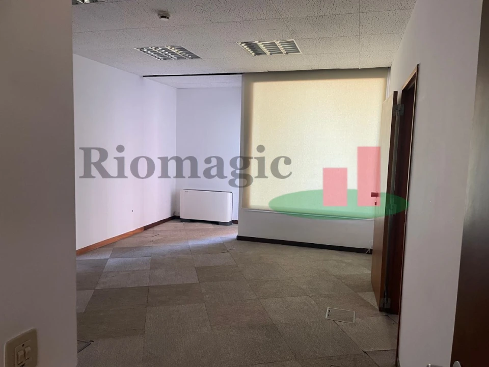 Escritório para Venda em Avenidas Novas Foto 11