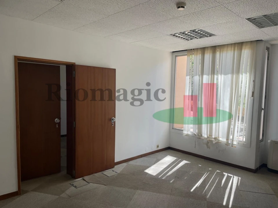 Escritório para Venda em Avenidas Novas Foto 21