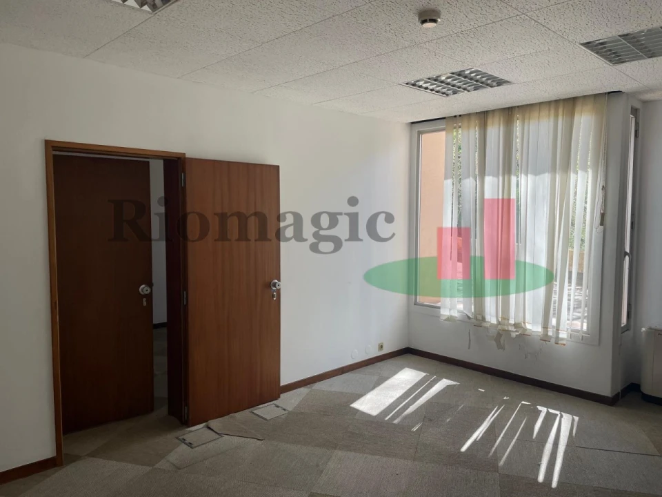 Escritório para Venda em Avenidas Novas Foto 22
