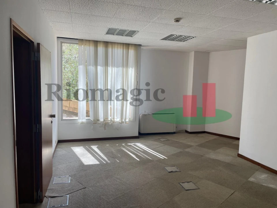 Escritório para Venda em Avenidas Novas Foto 23