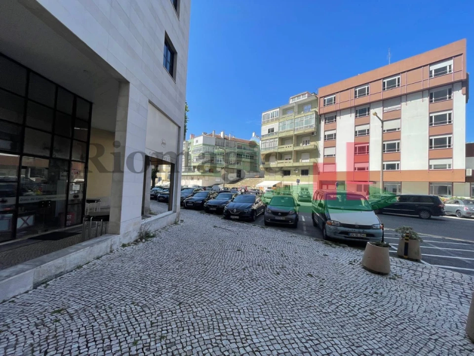 Escritório para Venda em Avenidas Novas Foto 47