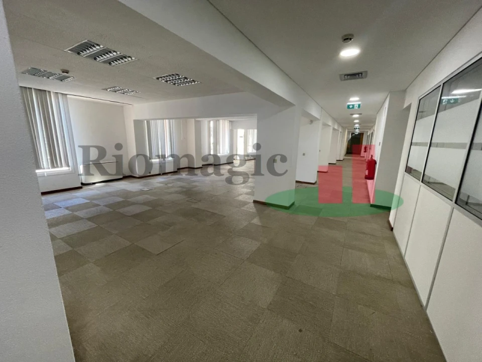 Escritório para Venda em Avenidas Novas Foto 25