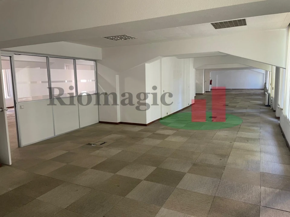 Escritório para Venda em Avenidas Novas Foto 33