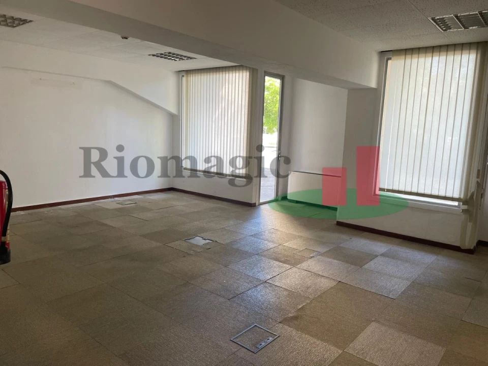 Escritório para Venda em Avenidas Novas Foto 35