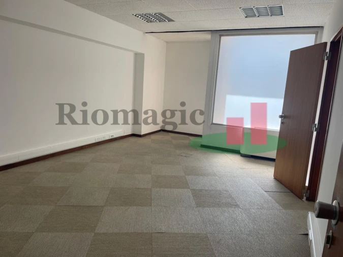Escritório para Venda em Avenidas Novas Foto 12