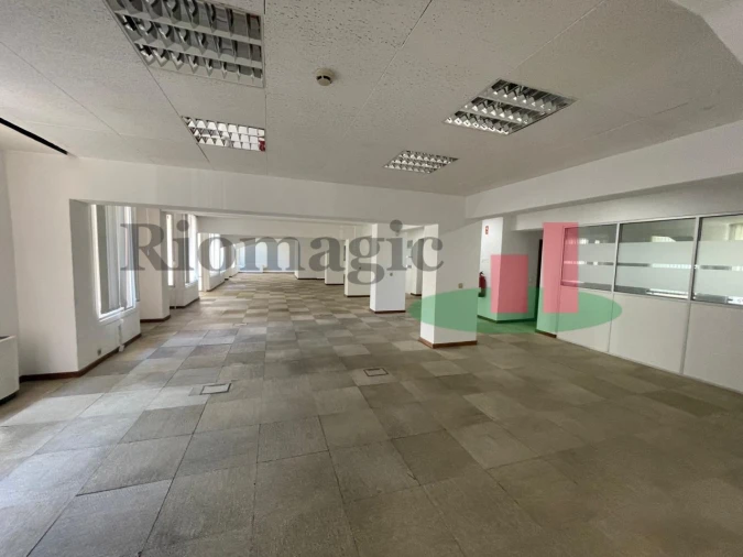 Escritório para Venda em Avenidas Novas Foto 1