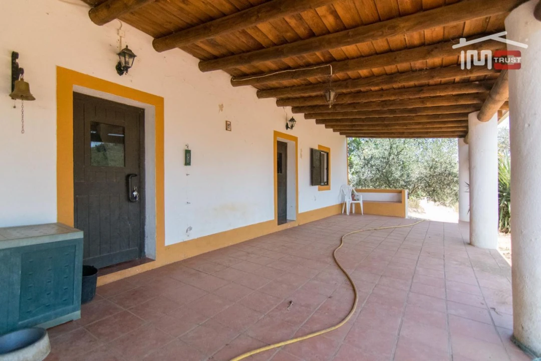 Quinta T0 para Venda em Esperança Foto 1