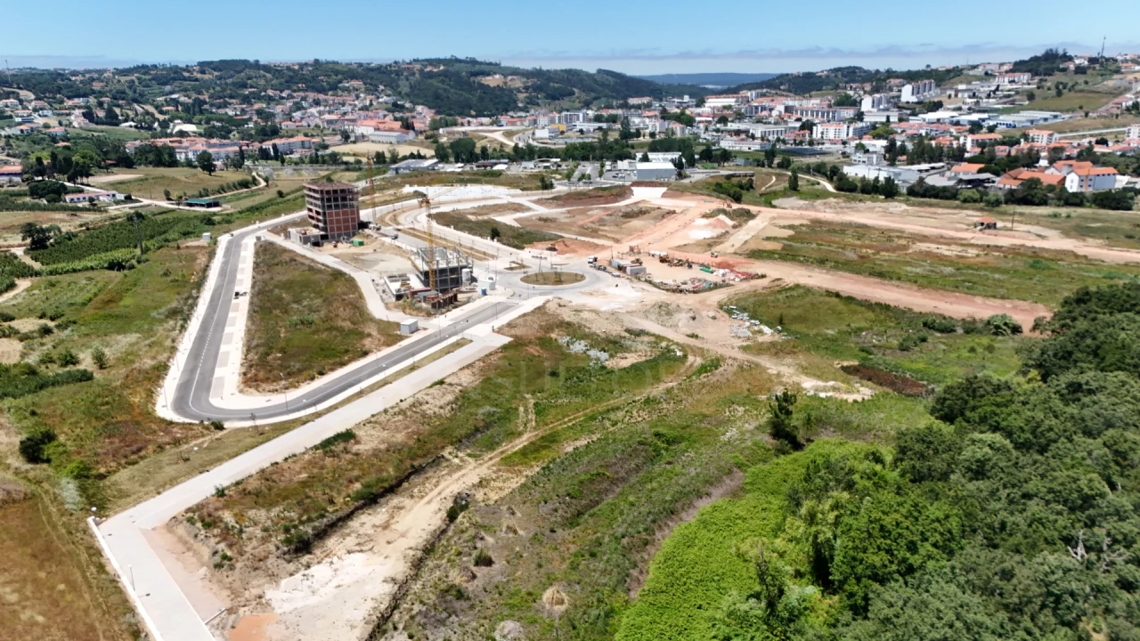 Terreno para Venda em Evora de Alcobaça Foto 1